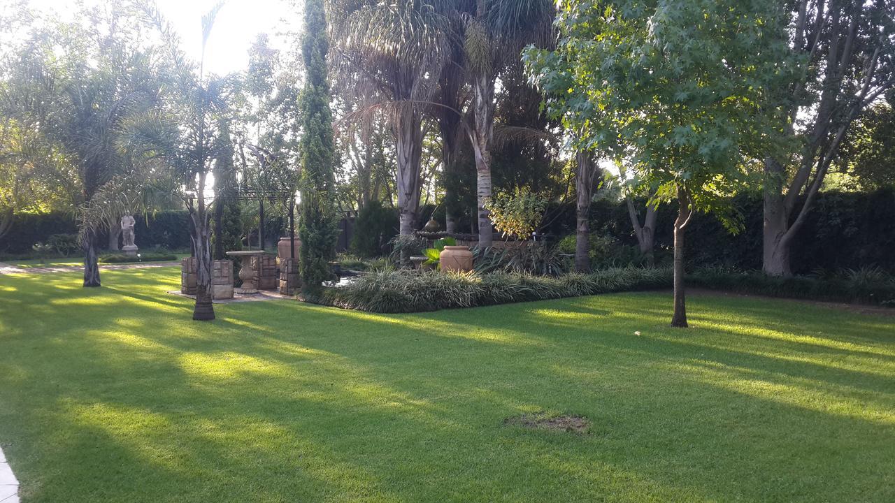 Giardino A 194 Bed & Breakfast Welkom Exterior photo